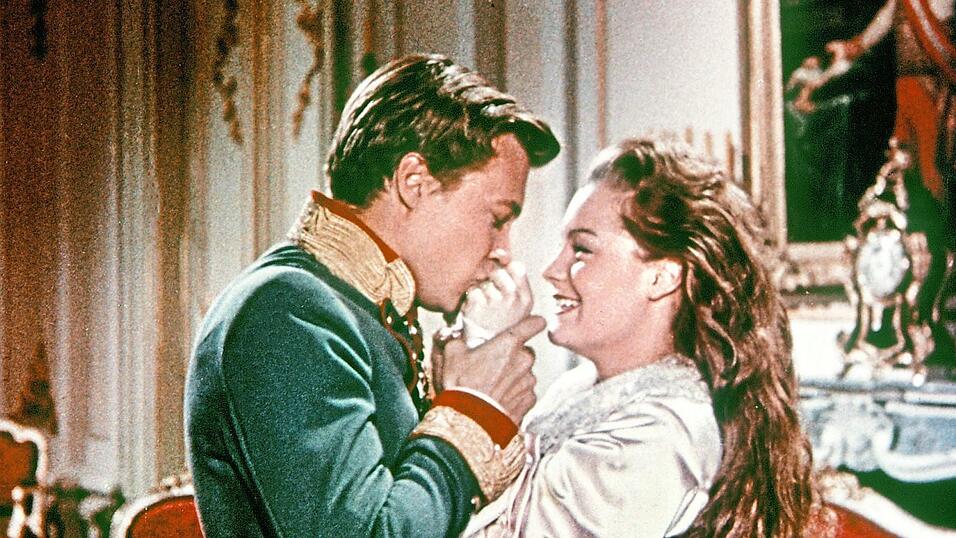 Karlheinz B&ouml;hm als Franz Josef und Romy Schneider als Sissi