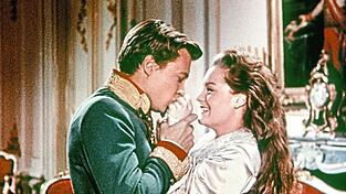 Karlheinz B&ouml;hm als Franz Josef und Romy Schneider als Sissi