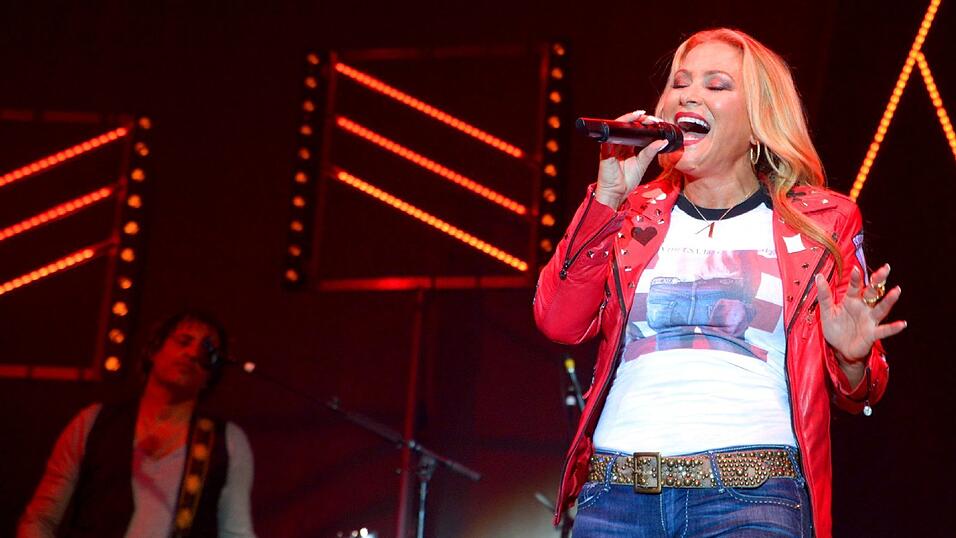 Anastacia rockte das Bluetone-Zelt. Anastacia rockte das Bluetone-Zelt.