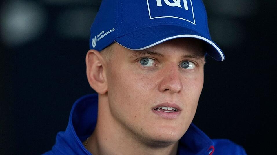 F&uuml;r Mick Schumacher gab es vom Rennstall Haas keine guten Nachrichten.