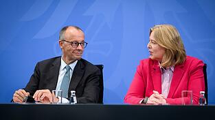 Zwischen Friedrich Merz und Bärbel Bas scheinen sich die Wogen geglättet zu haben. Überhaupt sei man stets auf dem gleichen Kurs gewesen, betont Bas.