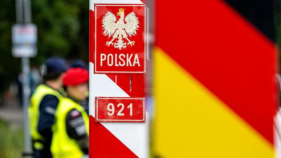 Die polnischen Kontrollen an der Grenze zu Deutschland werden bis zum 4. April verlängert. (Archivbild)
