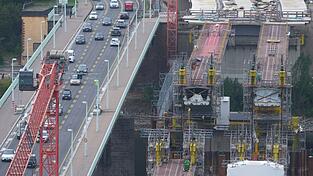 An der deutschen Infrastruktur gibt es viel zu tun. Hier winken viele Aufträge für den Tiefbau. (Archivbild) An der deutschen Infrastruktur gibt es viel zu tun. Hier winken viele Aufträge für den Tiefbau. (Archivbild)
