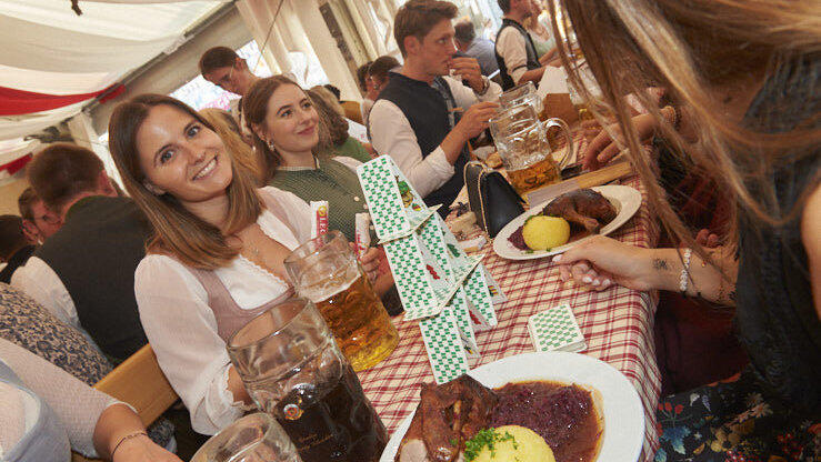 Die Partybilder vom Samstag, 16. August, aus dem Festzelt Lechner. Die Partybilder vom Samstag, 16. August, aus dem Festzelt Lechner.