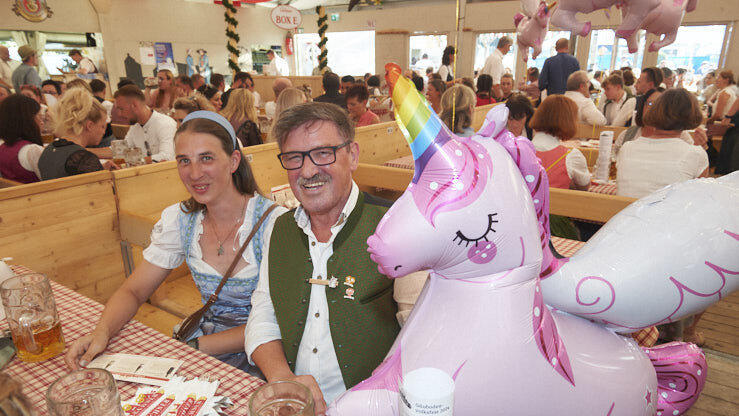 Die Partybilder vom Mittwoch, 14. August 2024, aus dem Festzelt Lechner. Die Partybilder vom Mittwoch, 14. August 2024, aus dem Festzelt Lechner.