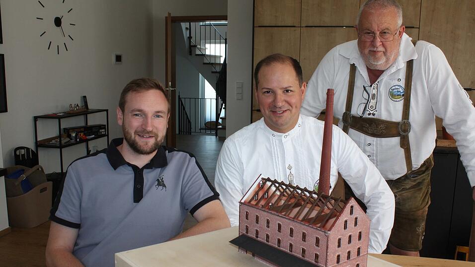 Freuen sich auf die Ausstellung: (v.l.) Rainer Klier, Markus Erhard und Bernhard Steinhauser. Freuen sich auf die Ausstellung: (v.l.) Rainer Klier, Markus Erhard und Bernhard Steinhauser.