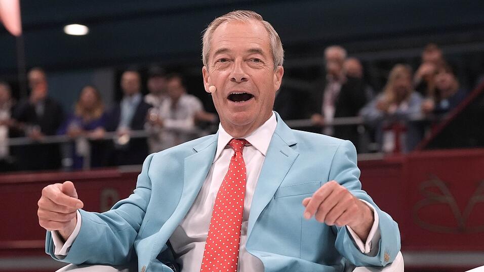 Farage hat selbst auch schon Geld erhalten. (Archivbild) Farage hat selbst auch schon Geld erhalten. (Archivbild)