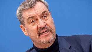 «Eine Stunde Mehrarbeit in der Woche würde uns enorm viel Wirtschaftswachstum bringen», sagt Söder. (Archivbild) «Eine Stunde Mehrarbeit in der Woche würde uns enorm viel Wirtschaftswachstum bringen», sagt Söder. (Archivbild)