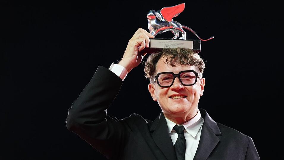 Ilja Chrschanowski gewann den Regie-Preis.