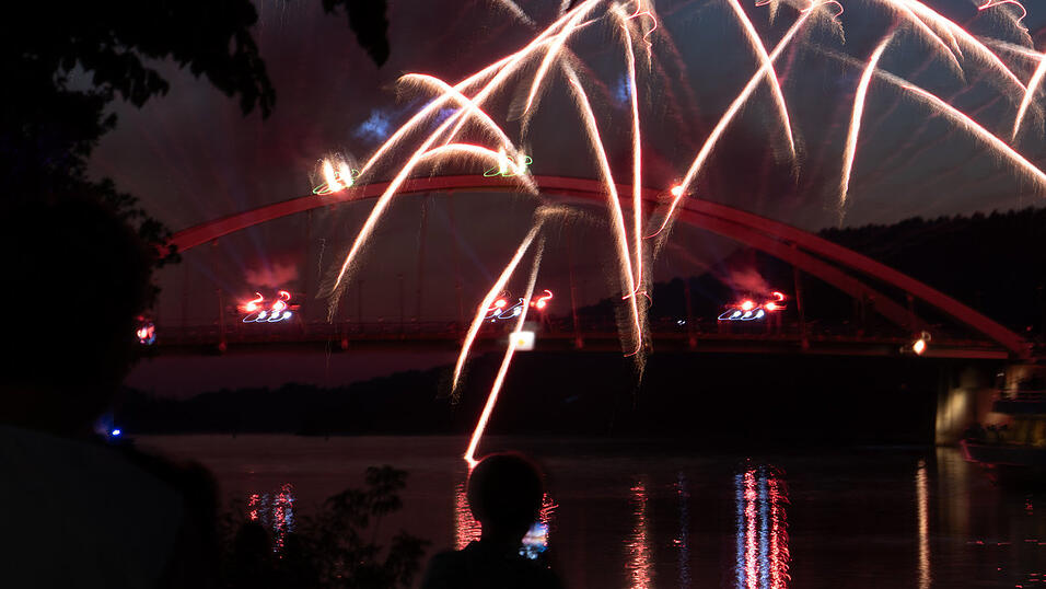 'Donau in Flammen' fand heuer zum 20. Mal in Vilshofen statt.