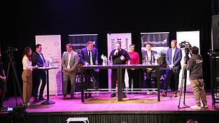 Der Polit-Talk mit den sechs Landauer B&uuml;rgermeisterkandidaten wurde am 10. Februar vor Publikum im KuKi aufgezeichnet.