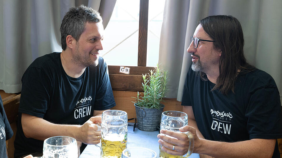 Die Partybilder vom Montag, 10. August, aus dem Festzelt Wenisch. Die Partybilder vom Montag, 10. August, aus dem Festzelt Wenisch.