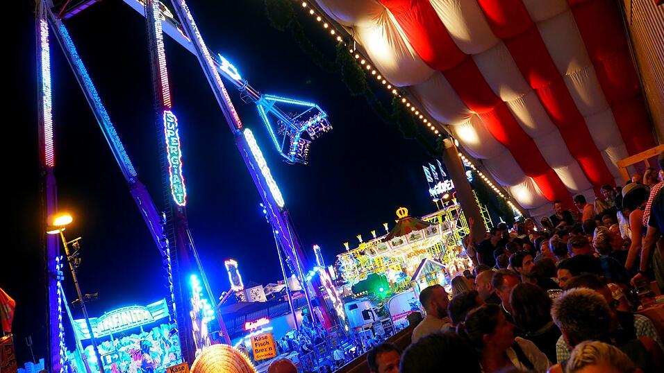 Sch&ouml;ne Aussichten: In einem Monat startet das G&auml;ubodenvolksfest.