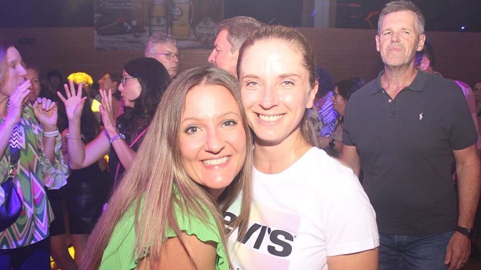 Auf der Eskara &Uuml;30-Party in Essenbach war wieder viel los.