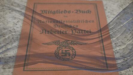 Unsere Autorin fragt sich: Wie steht es um die private Aufarbeitung der NS-Zeit? Sie findet: Der Zugang zur NSDAP-Mitgliedskartei&nbsp;sollte uns Anlass daf&uuml;r sein.&nbsp;