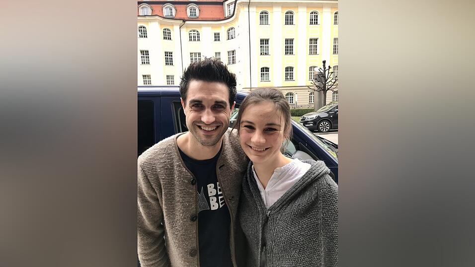 Dominik Gl&ouml;bl mit Lucie Klankermayer.