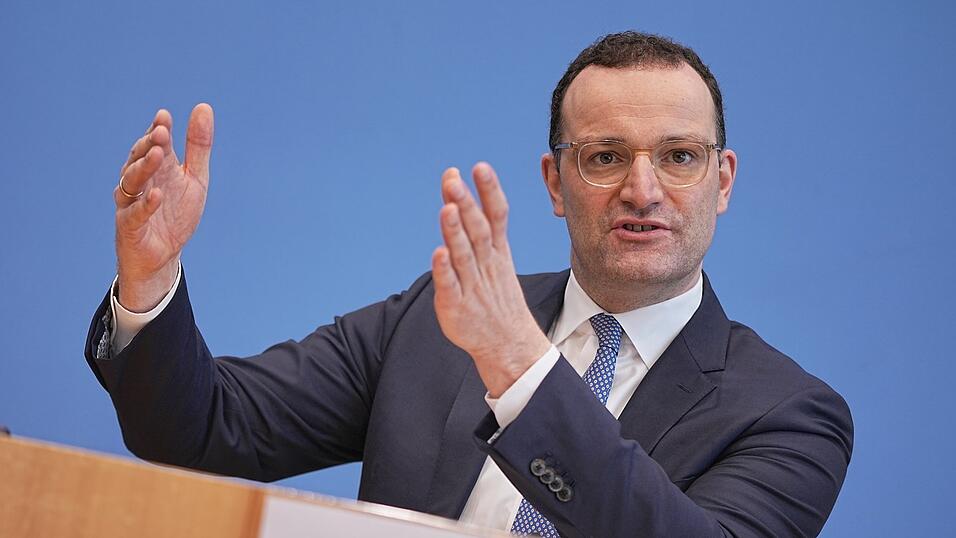 Laut Bundesgesundheitsminister Jens Spahn ist genug Impfstoff für alle anstehenden Impfungen da. Laut Bundesgesundheitsminister Jens Spahn ist genug Impfstoff für alle anstehenden Impfungen da.