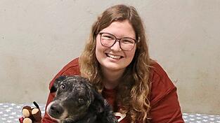 Sind schon beste Freunde: Lara Lankau und Jack, der nicht allein sein will. Sind schon beste Freunde: Lara Lankau und Jack, der nicht allein sein will.