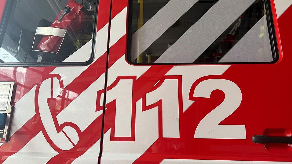 Ein verbranntes Hähnchen ruft die Feuerwehr auf den Plan. (Symbolbild) Ein verbranntes Hähnchen ruft die Feuerwehr auf den Plan. (Symbolbild)