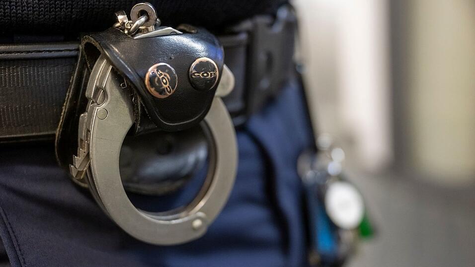 Nach einem Tötungsdelikt im oberpfälzischen Waldsassen ermittelt die Polizei gegen einen 67-Jährigen. (Symbolbild)