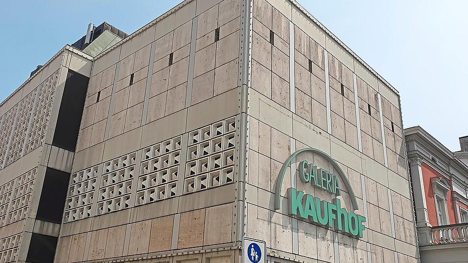 Das Kaufhof-Geb&auml;ude wird wohl noch l&auml;nger leer stehen.