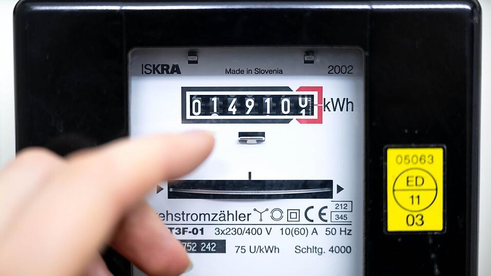 Bei Zahlungsrückständen dürfen Energieversorger laut einem Urteil des Oberlandesgerichts Düsseldorf keine Gebühren für Ratenzahlungen erheben. (Archivbild) Bei Zahlungsrückständen dürfen Energieversorger laut einem Urteil des Oberlandesgerichts Düsseldorf keine Gebühren für Ratenzahlungen erheben. (Archivbild)