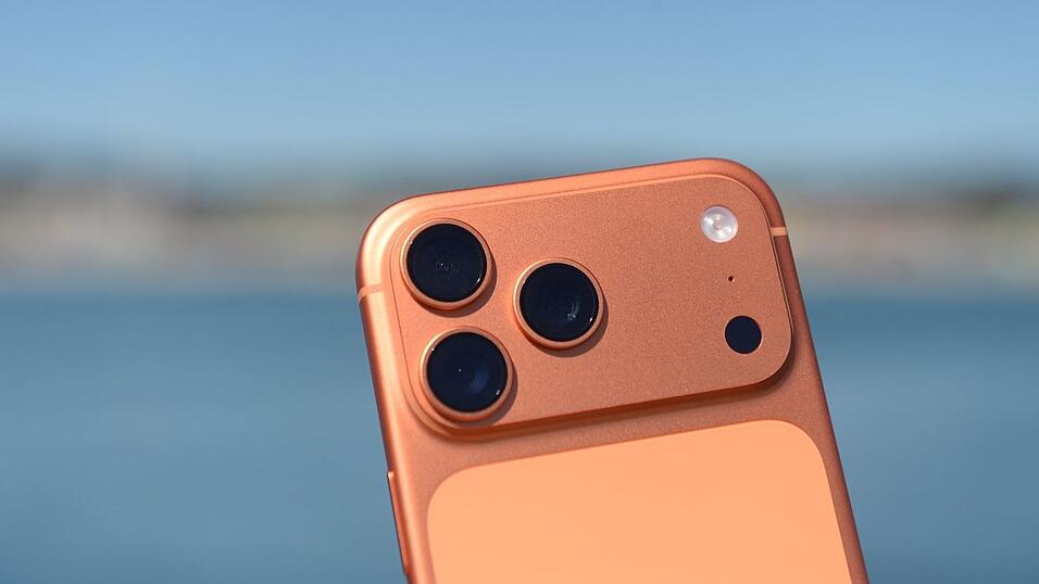 2026: Das iPhone wird auch auf absehbare Zeit wichtigstes Gesch&auml;ftsfeld f&uuml;r Apple sein.