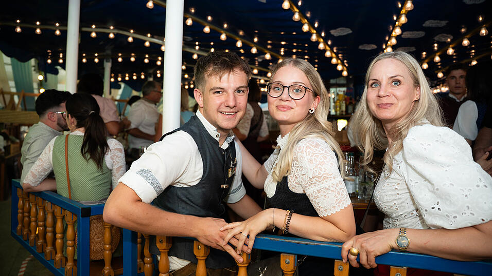 Die Partybilder vom Donnerstag, 13. August, aus dem Festzelt Wenisch. Die Partybilder vom Donnerstag, 13. August, aus dem Festzelt Wenisch.