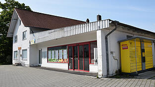 Der Supermarkt Nahkauf Steiner (r.) in Buch hat geschlossen. Denn Inhaber Matthias Steiner konnte keinen Nachfolger finden.