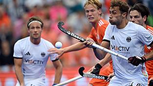 Hart umkämpftes Finale im Hockey-Park zwischen Deutschland und Niederlande.