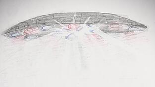 Die Mädchen in Riedenburg haben eine Zeichnung ihrer Beobachtung angefertigt - gelöst ist der Fall noch nicht. Die Mädchen in Riedenburg haben eine Zeichnung ihrer Beobachtung angefertigt - gelöst ist der Fall noch nicht.