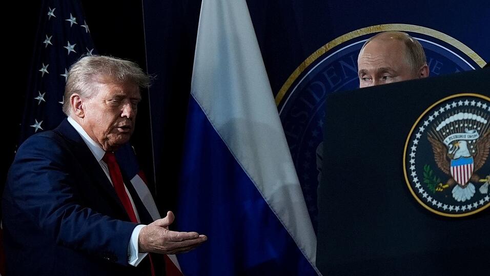 Persönlich begegneten sich Trump und Putin zuletzt in Alaska. (Archivbild) Persönlich begegneten sich Trump und Putin zuletzt in Alaska. (Archivbild)