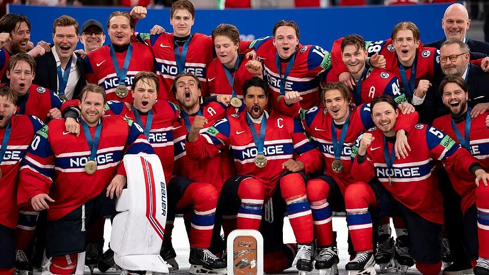 Norwegen krönt sich mit der ersten WM-Medaille. Norwegen krönt sich mit der ersten WM-Medaille.