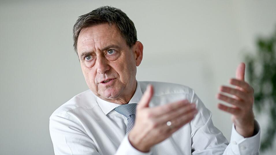 Kassen-Verbandschef Blatt sieht solide Grundlage für stabile Beiträge in den nächsten zwei Jahren. (Archivbild) Kassen-Verbandschef Blatt sieht solide Grundlage für stabile Beiträge in den nächsten zwei Jahren. (Archivbild)