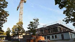 Die Sanierung der Doppelturnhalle hat im Zeitplan etwas Verzug.