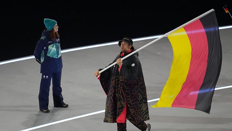 Deutschlands Starst&uuml;rmer Leon Draisaitl kam bereits am Freitag in Mailand an.