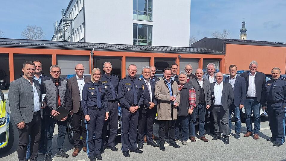 Die Deggendorfer Polizeif&uuml;hrung informierte bei der Statistikpr&auml;sentation die B&uuml;rgermeister der umliegenden St&auml;dte und Gemeinden.