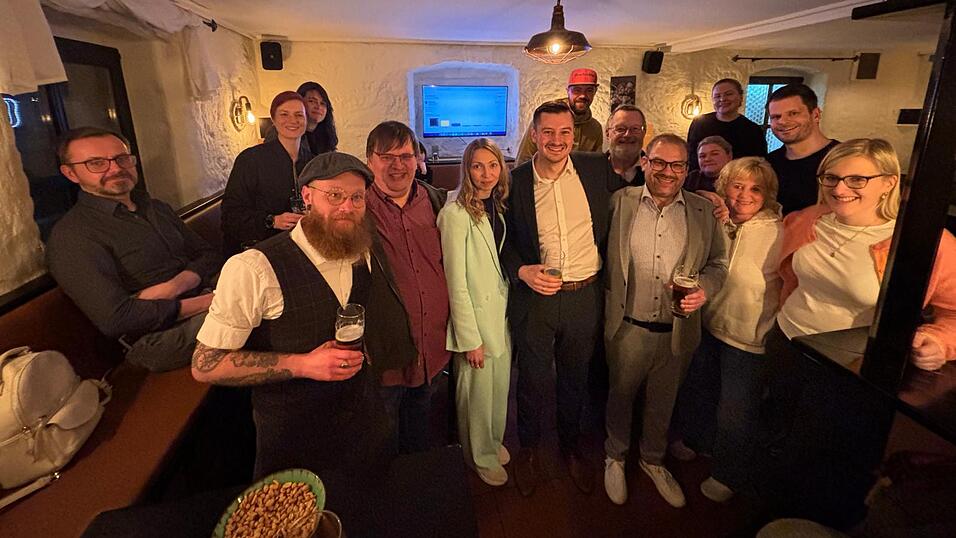 Christian Schindler feiert seinen Etappensieg. Es wird zu einer Stichwahl mit Michael Multerer kommen.