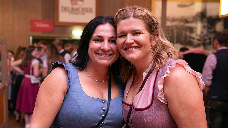 Die Partybilder vom Samstag, 16. August, aus dem Festzelt Krönner. Die Partybilder vom Samstag, 16. August, aus dem Festzelt Krönner.