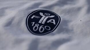 Das neue Logo ohne Löwe: Mit diesem Wappen geht 1860 München in die Regionalliga-Saison. (Archivbild) Das neue Logo ohne Löwe: Mit diesem Wappen geht 1860 München in die Regionalliga-Saison. (Archivbild)