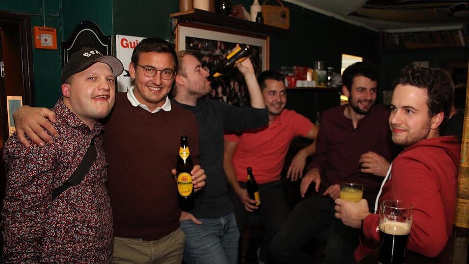 So wurde am Samstag, 23. Oktober, im Irish Pub in Landshut gefeiert - die Partybilder. So wurde am Samstag, 23. Oktober, im Irish Pub in Landshut gefeiert - die Partybilder.