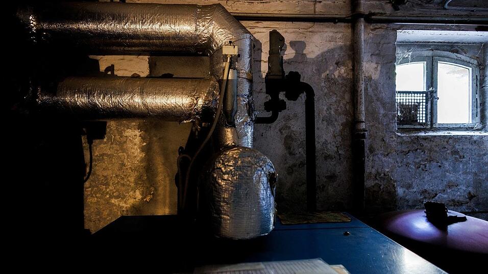 Klar ist: Immobilienbesitzer sollen weiter Öl- und Gasheizungen in ihre Wohnhäuser einbauen dürfen. (Symbolbild) Klar ist: Immobilienbesitzer sollen weiter Öl- und Gasheizungen in ihre Wohnhäuser einbauen dürfen. (Symbolbild)