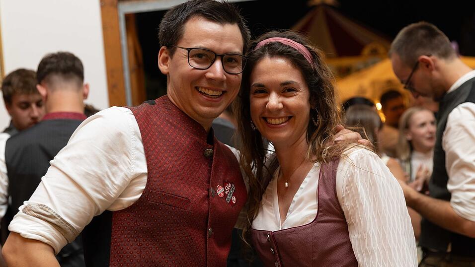Die Partybilder vom Samstag, 8. August, aus dem Festzelt Greindl. Die Partybilder vom Samstag, 8. August, aus dem Festzelt Greindl.