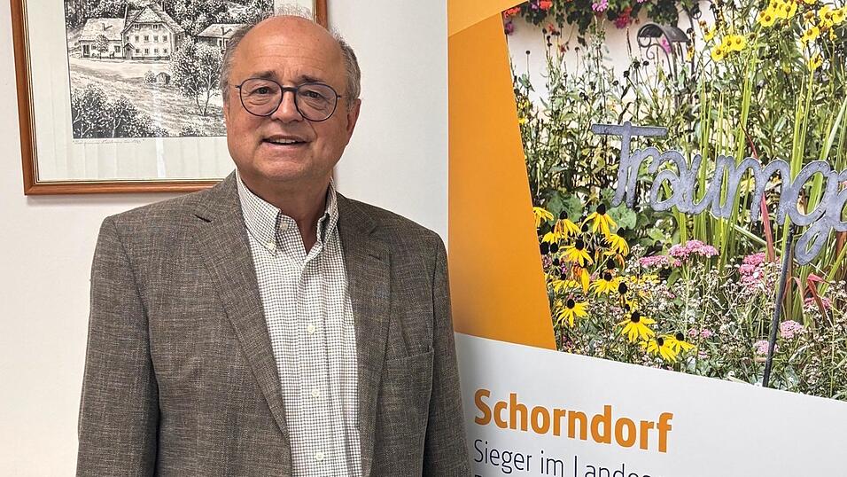 Max Schmaderer verl&auml;sst das Rathaus nach 36 Jahren. &bdquo;Ich &uuml;bergebe die Gemeinde gut aufgestellt und schuldenfrei.&ldquo;