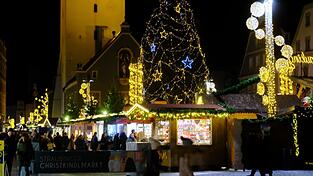 Der Christkindlmarkt soll auch in Zukunft ein attraktiver Anziehungspunkt in der Innenstadt sein. Der Christkindlmarkt soll auch in Zukunft ein attraktiver Anziehungspunkt in der Innenstadt sein.