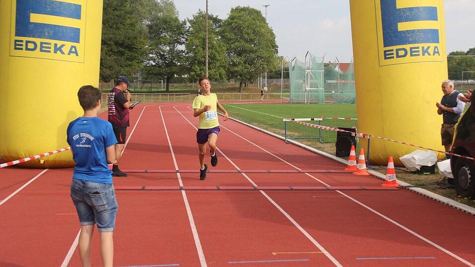 Am Montag fand der G&auml;ubodenvolksfestlauf statt.