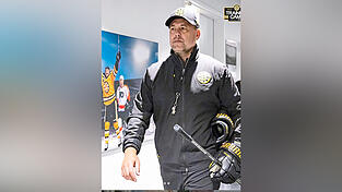 In der deutschen Nacht auf Donnerstag startet Marco Sturm mit den Boston Bruins in die NHL-Saison. Sein Team gilt freilich als Außenseiter in der besten Eishockey-Liga der Welt.