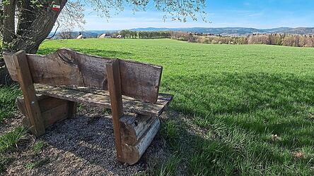 Sommers wie winters Jasmin Greils Lieblingsplatz: Von hier hat man einen herrlichen Ausblick in die Umgebung.