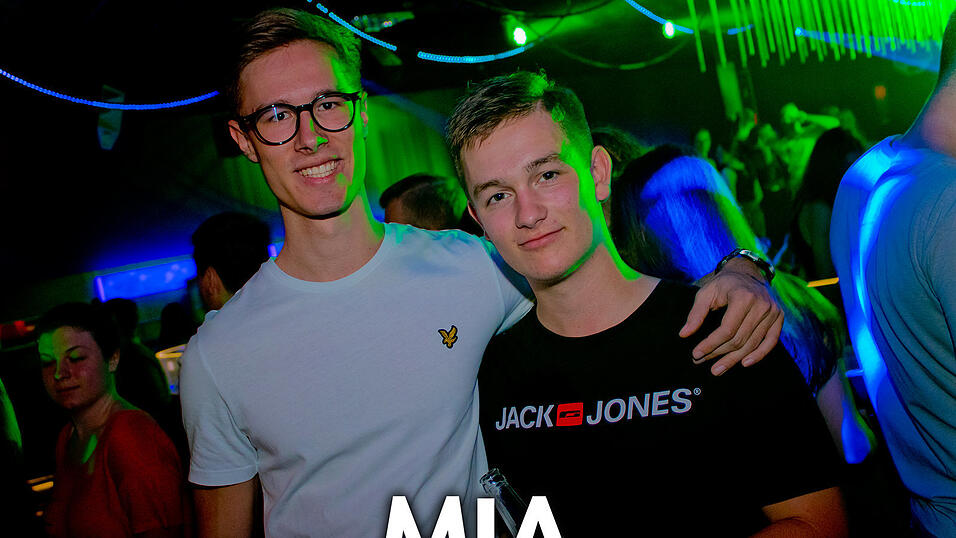 Beste Stimmung auf der Oberstufenparty im Mia Nightclub in Cham. Beste Stimmung auf der Oberstufenparty im Mia Nightclub in Cham.