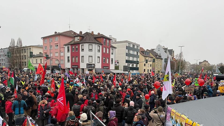 Die Gewerkschaften protestieren gegen die Gr&uuml;ndung einer neuen AfD-Jugendorganisation.